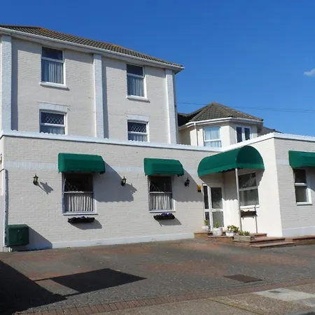 The Avenue-3